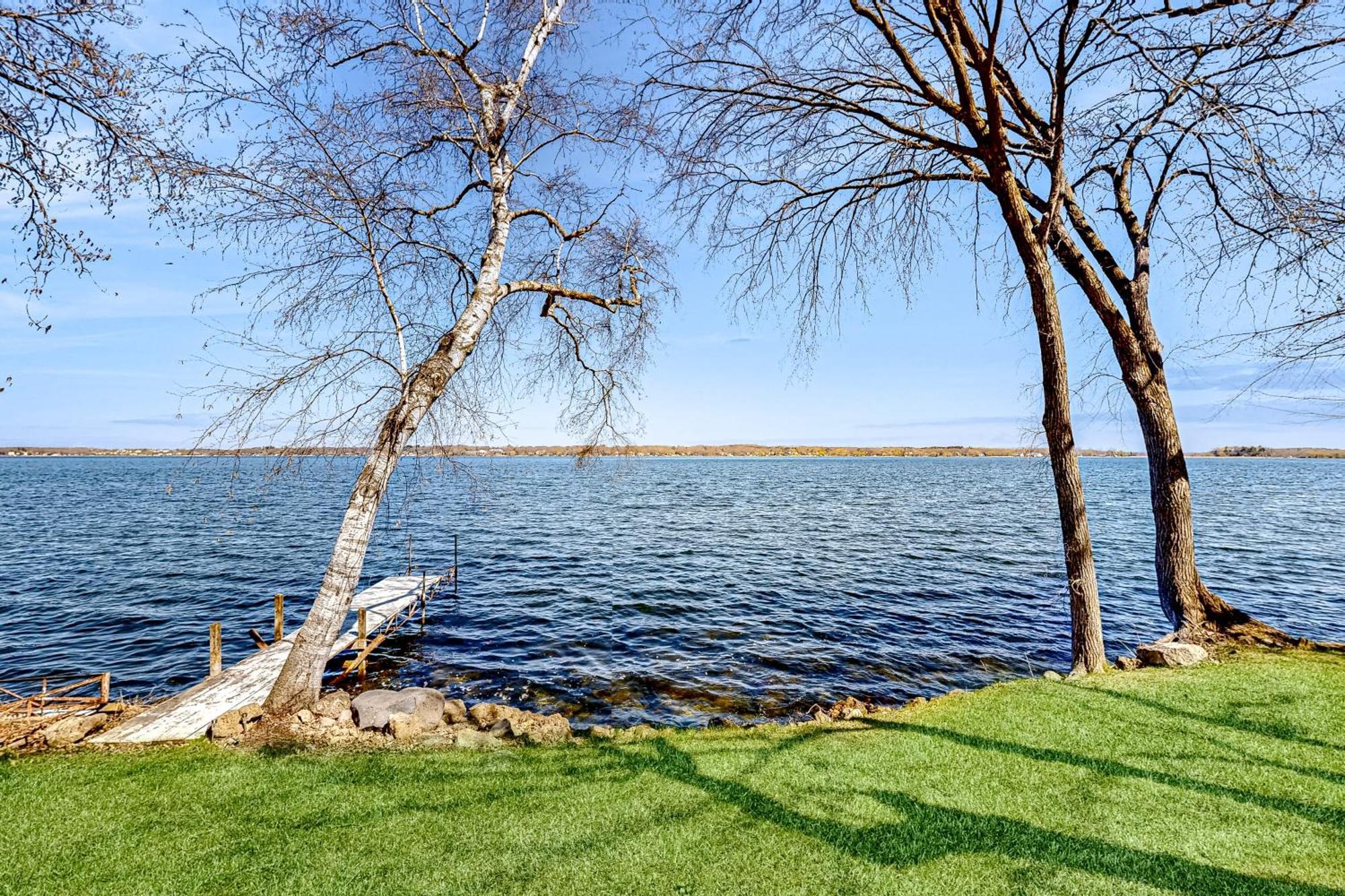 Вилла Antique Lake Front Getaway- The Lake House Ripon Экстерьер фото